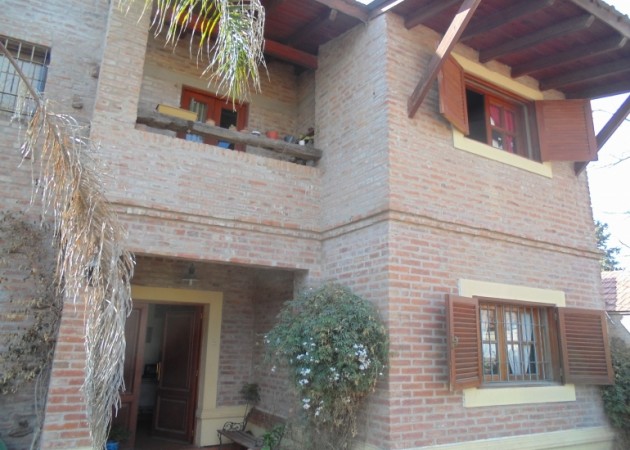 Almaraz 8671, Quintas de Arguello
