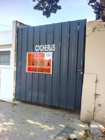 Cocheras ; Fructuoso Rivera No 3551, Los Platanos.-