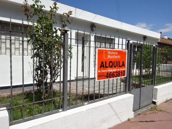 Bº A.T.E, Hermosa propiedad a cuadras de ruta 20, mejor zona.- 