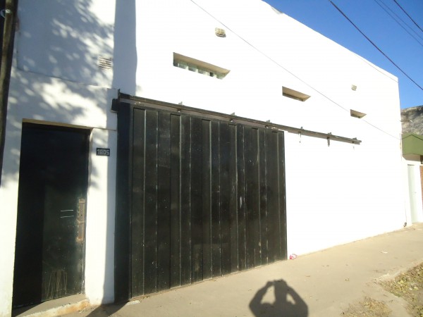 Bo Los platanos, galpon a metros de R-20