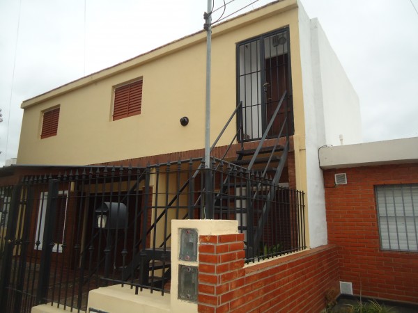 Matienzo, impecable propiedad con pileta +departamento. NUEVO PRECIO PROXIMA A SER APPTA CREDITO BANCOR