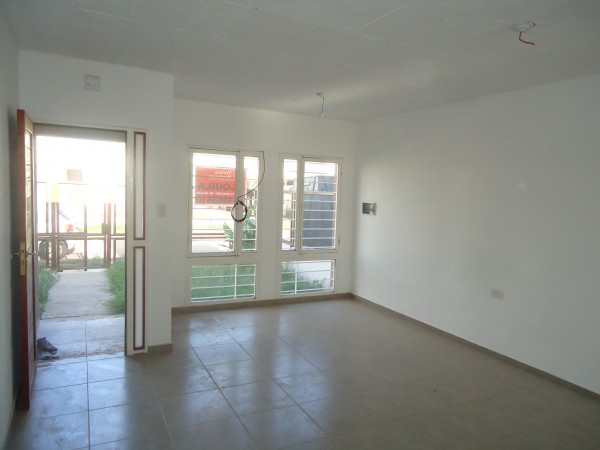 Bo Carrara de Horizonte Sur, impecable propiedad.- "  VENDIDA" 
