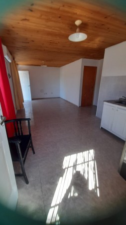Rosedal, impecable departamento planta alta.- 