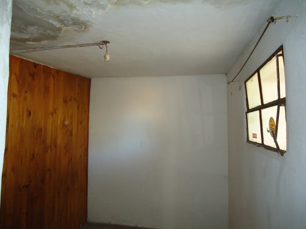 MATIENZO ( ATENTO INVERSOR) 3 PROPIEDADES EN UN MISMO LOTE, IDEAL PARA RENTA.-