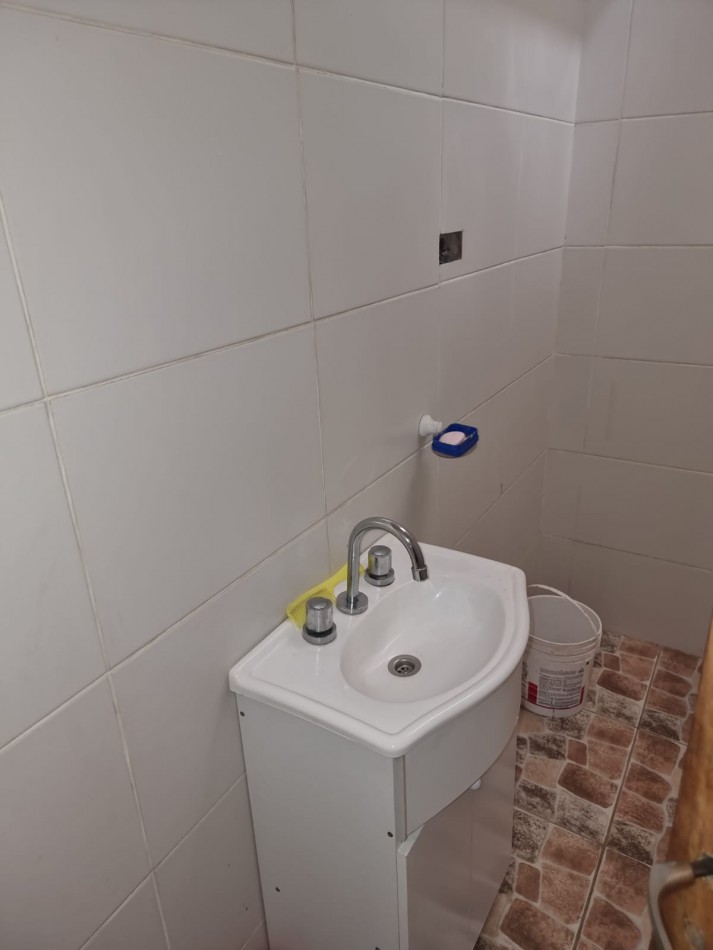 VILLA ADELA, VIVIENDA IDEAL PARA RENTA ( DEPARTAMENTO + GALPON + COCHERAS) 