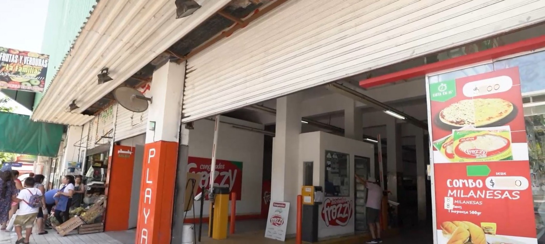 CENTRO, IMPORTANTE PROPIEDAD, FRENTE AL MERCADO NORTE.- 