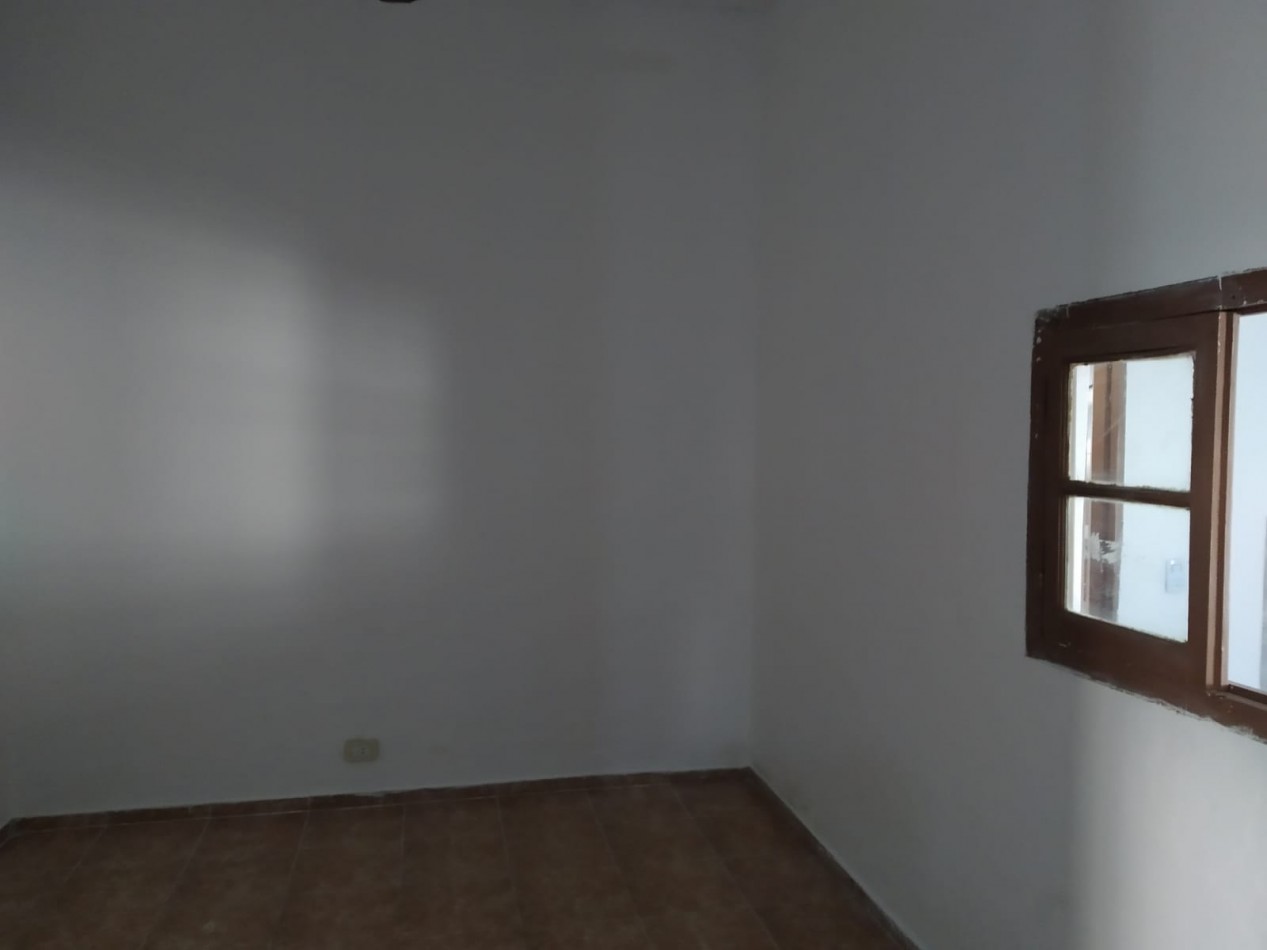 Villa Adela, Excelente propiedad ( Ideal para renta) 