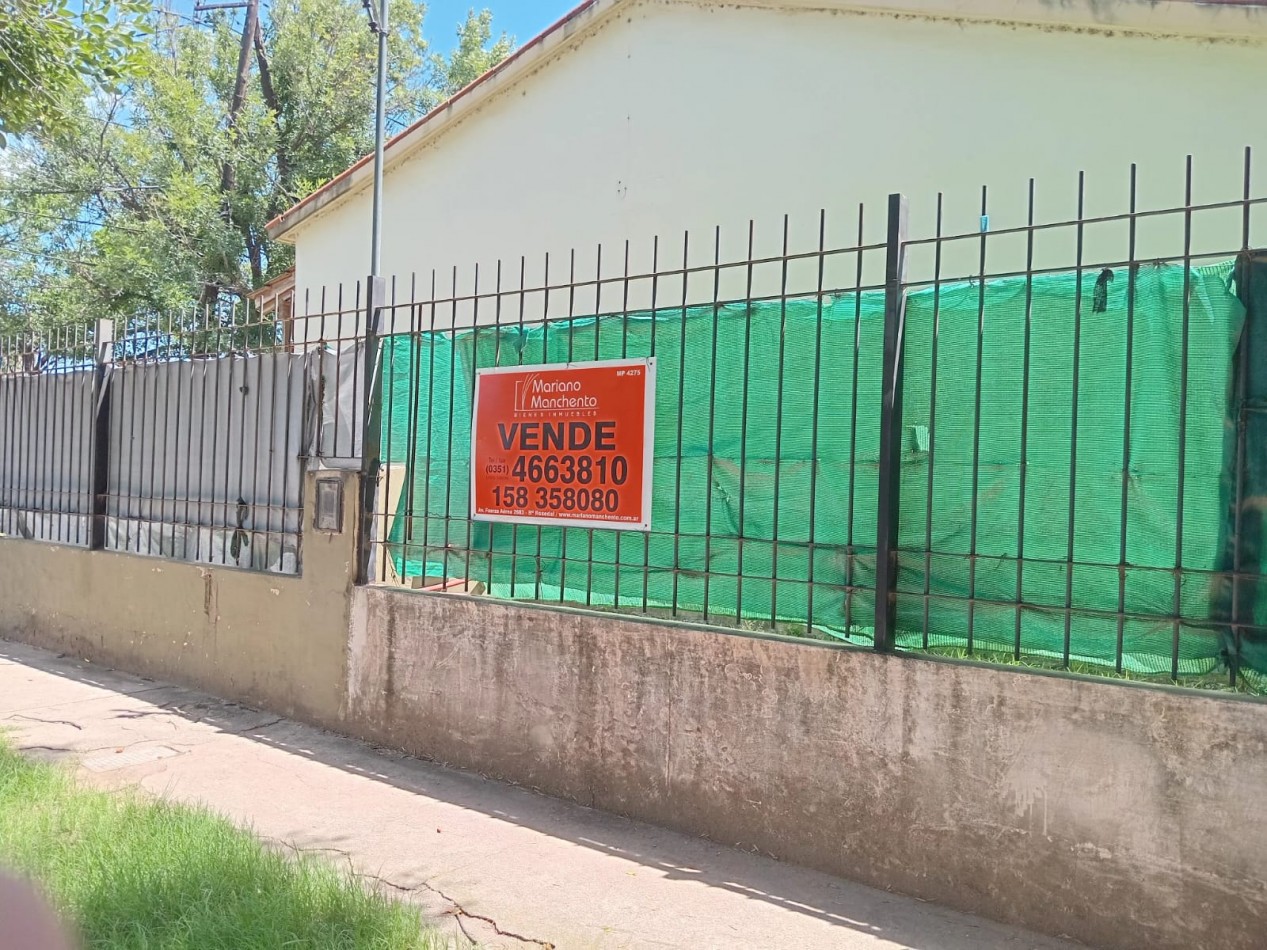 BARRIO ROSEDAL ANEXO, SE VENDE CASA CON DEPARTAMENTO 