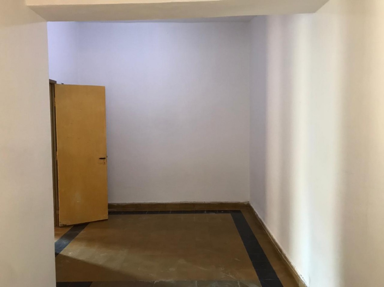 Los naranjos, Hermosa zona, sobre calle principal del barrio.-  APTA CREDITO BANCOR! 