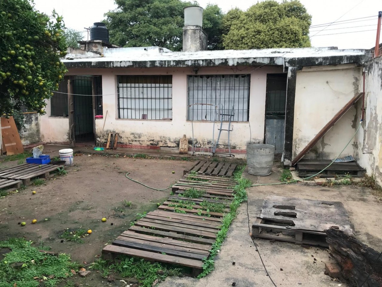 B° Mafekin, linda zona a cuadras de AV.DON BOSCO, APTA CREDITO.- 