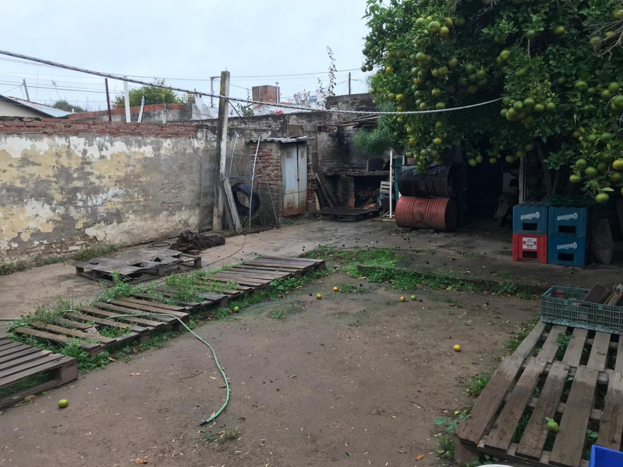 B° Mafekin, linda zona a cuadras de AV.DON BOSCO, APTA CREDITO.- 