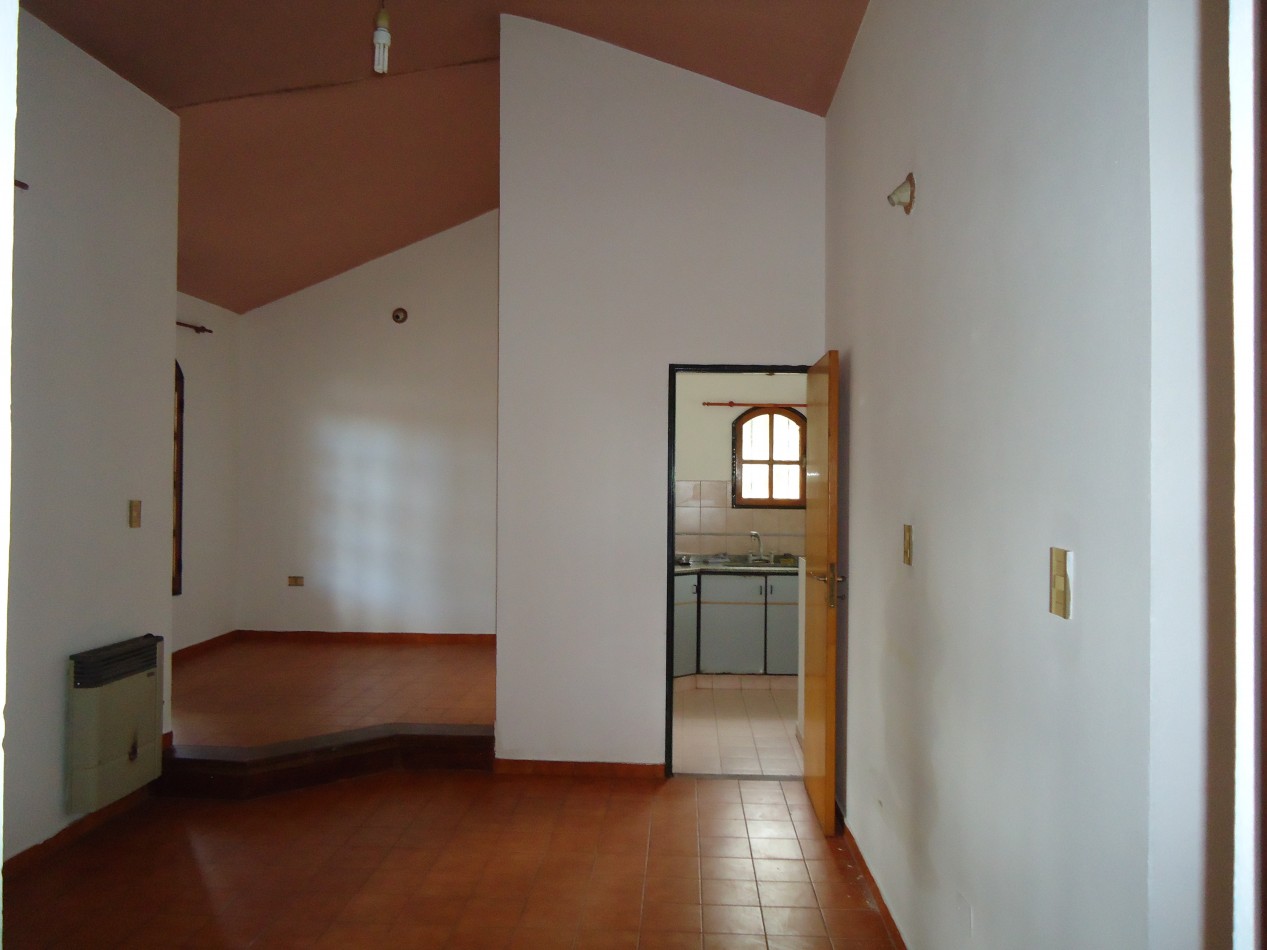 B° Mariano Balcarce, excelente zona.- Disponible JUNIO.- 