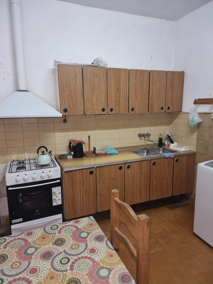 Venta de Casa Amplia de Dos Plantas en Los Naranjos