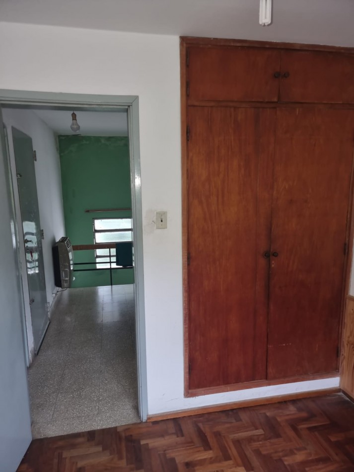 Venta de Casa Amplia de Dos Plantas en Los Naranjos