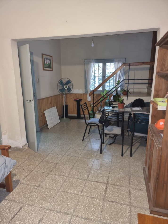 Venta de Casa Amplia de Dos Plantas en Los Naranjos