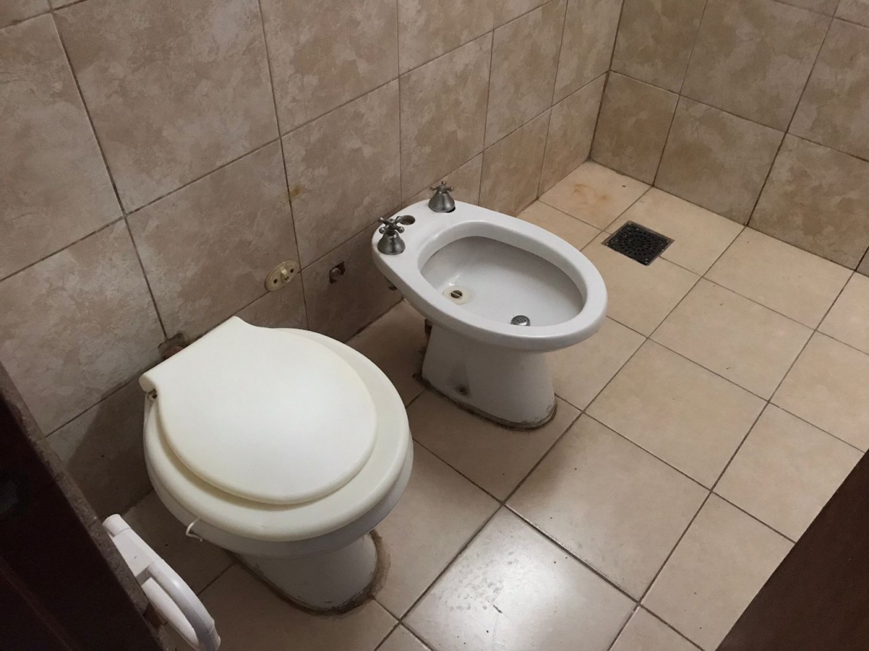 Villa Adela, Excelente propiedad ( Ideal para renta) 