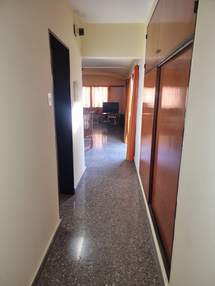 BARRIO AVENIDA, A METROS DE RUTA 20, HERMOSA CADA EN VENTA PARA VIVIR EN FAMILIA. " VENDIDA"