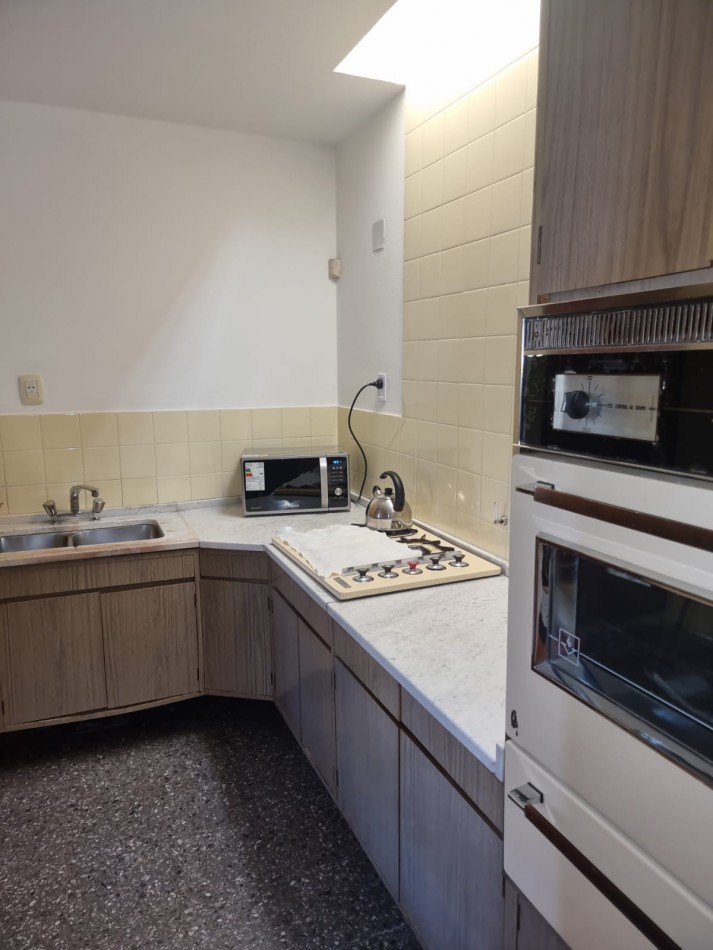 BARRIO AVENIDA, A METROS DE RUTA 20, HERMOSA CADA EN VENTA PARA VIVIR EN FAMILIA. " VENDIDA"