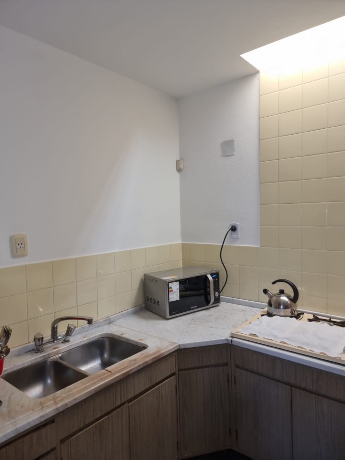 BARRIO AVENIDA, A METROS DE RUTA 20, HERMOSA CADA EN VENTA PARA VIVIR EN FAMILIA. " VENDIDA"