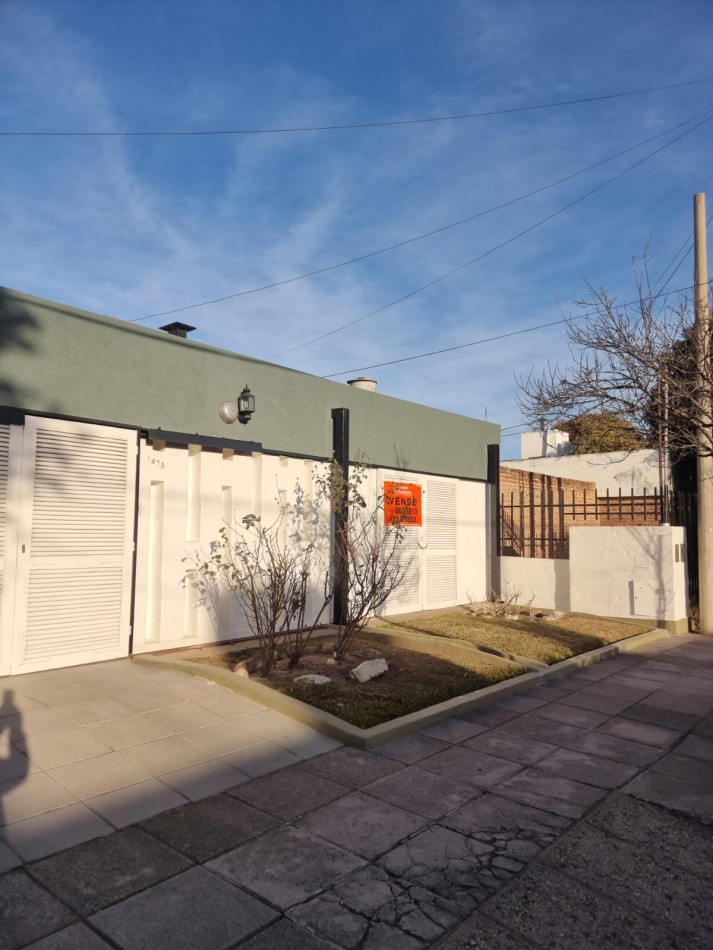 BARRIO AVENIDA, A METROS DE RUTA 20, HERMOSA CADA EN VENTA PARA VIVIR EN FAMILIA. " VENDIDA"