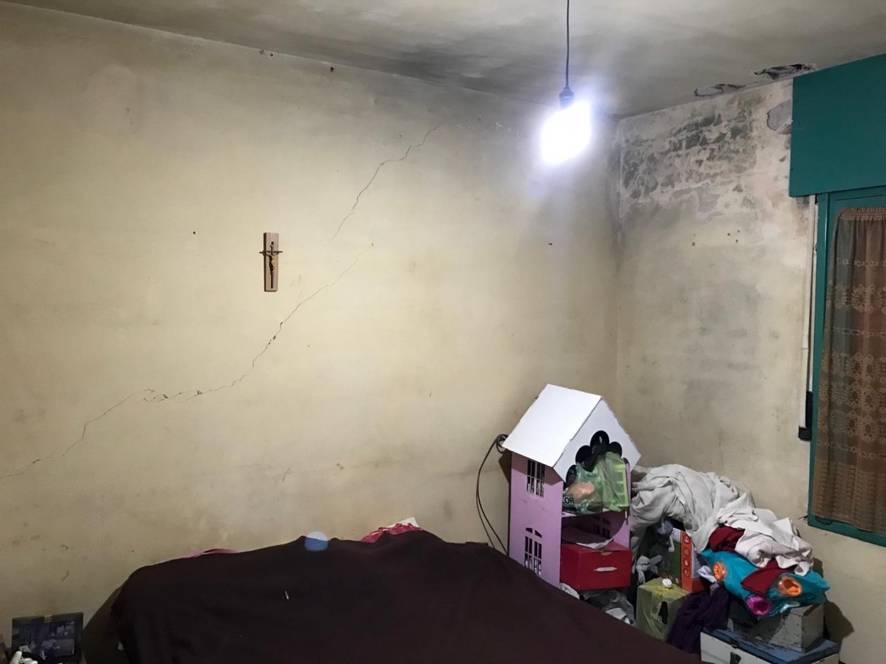 Barrio San Rafael | Oportunidad, Casa Esquina a Reciclar en Venta.- 