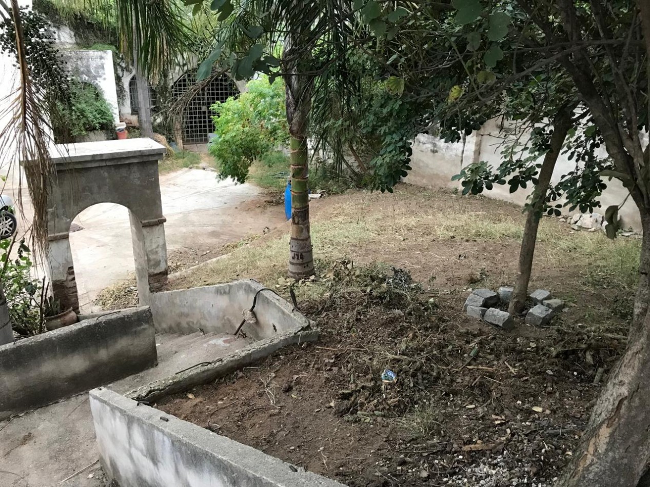 PARQUE CAPITAL, IMPORTANTE PROPIEDAD CON GRAN TERRENO, OPORTUNIDAD "NUEVO PRECIO CON REBAJA".- 