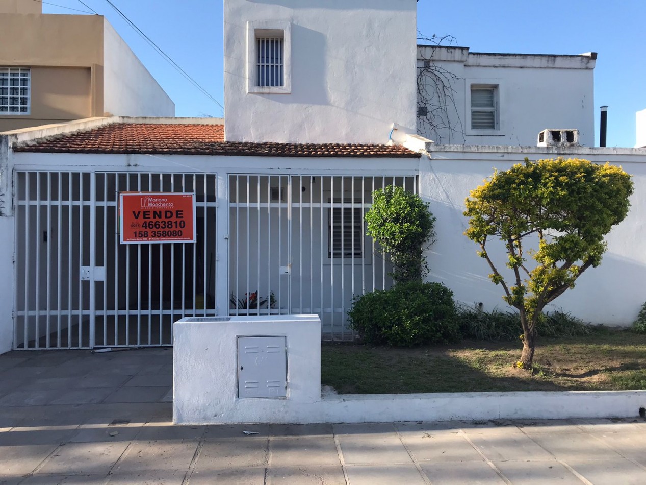 B° Parque san Francisco, hermosa zona a metros del dino ruta 20. Casa planta baja + departamento.- 