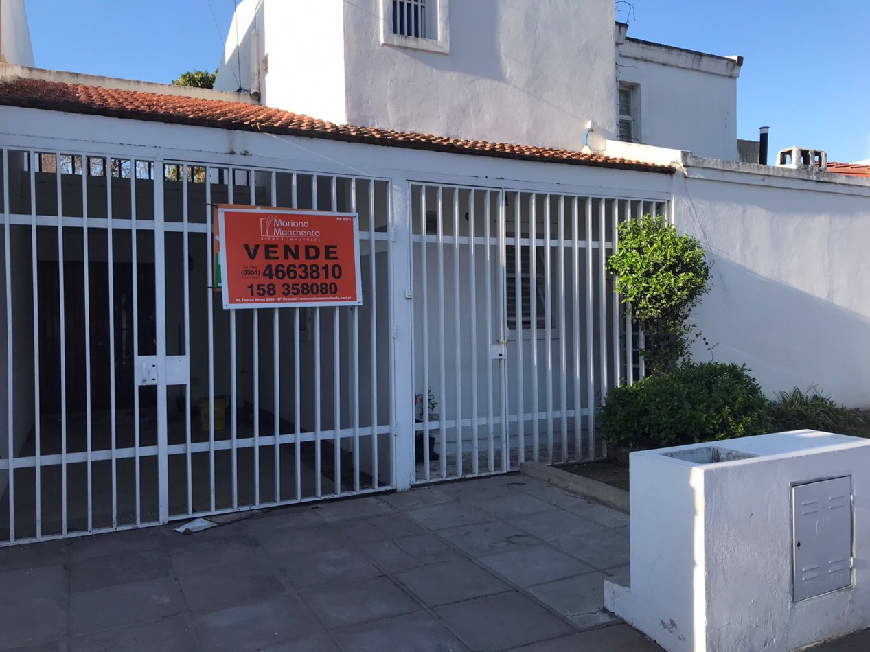 B° Parque san Francisco, hermosa zona a metros del dino ruta 20. Casa planta baja + departamento.- 