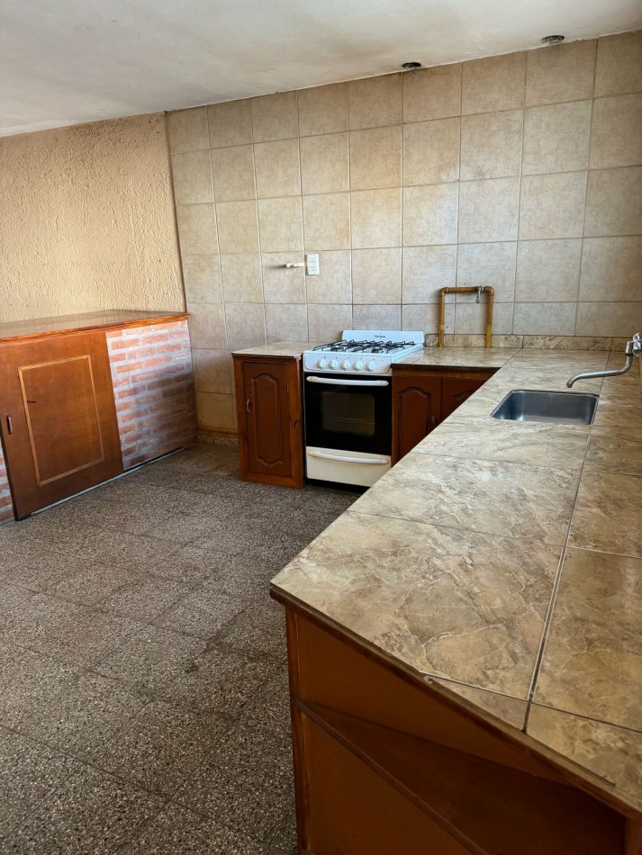 BARRIO LOS NARANJOS SE VENDE IMPECABLE DEPARTAMENTO 