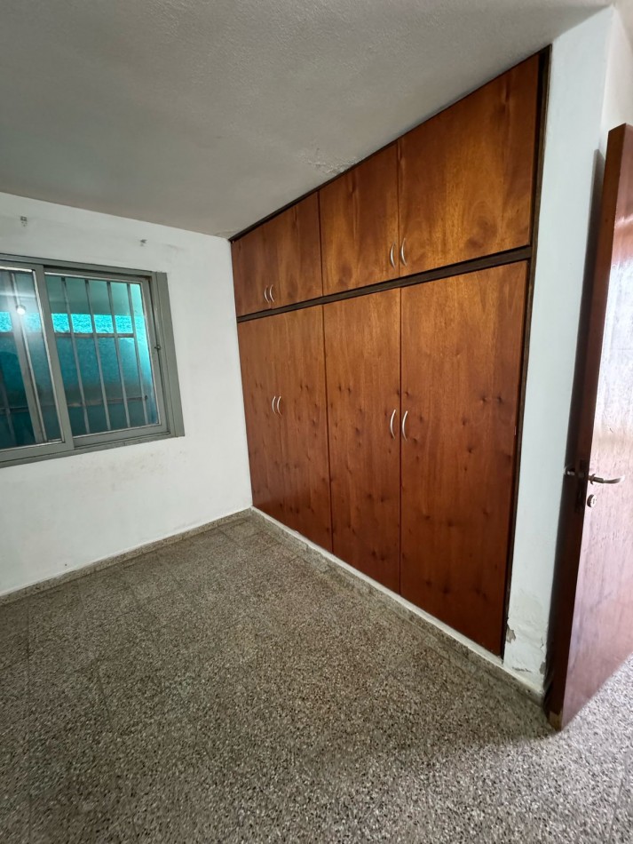 BARRIO LOS NARANJOS SE VENDE IMPECABLE DEPARTAMENTO 