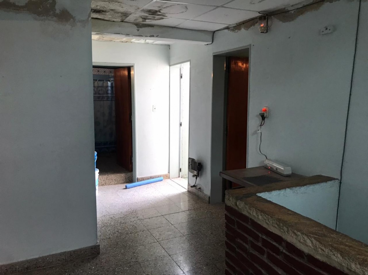 BARRIO ROSEDAL, SE VENDE CASA DE DOS PISOS A METROS DE RUTA 20 " VENDIDA" 