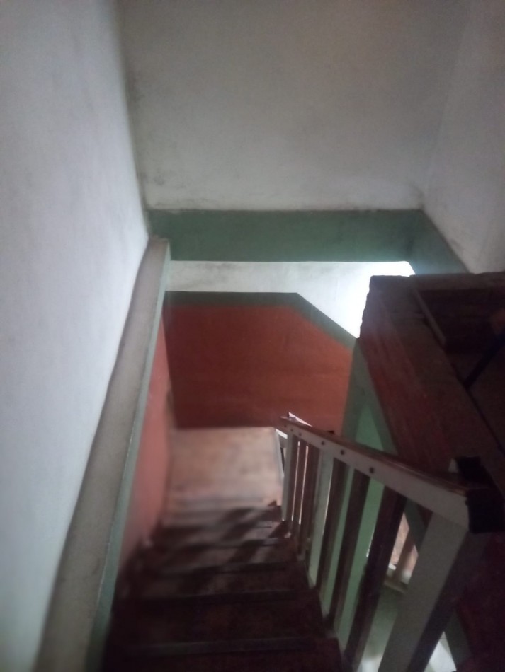 BARRIO SAN ROQUE, CASA A METROS DE RUTA 20 DE DOS PISOS. " VENDIDA" 