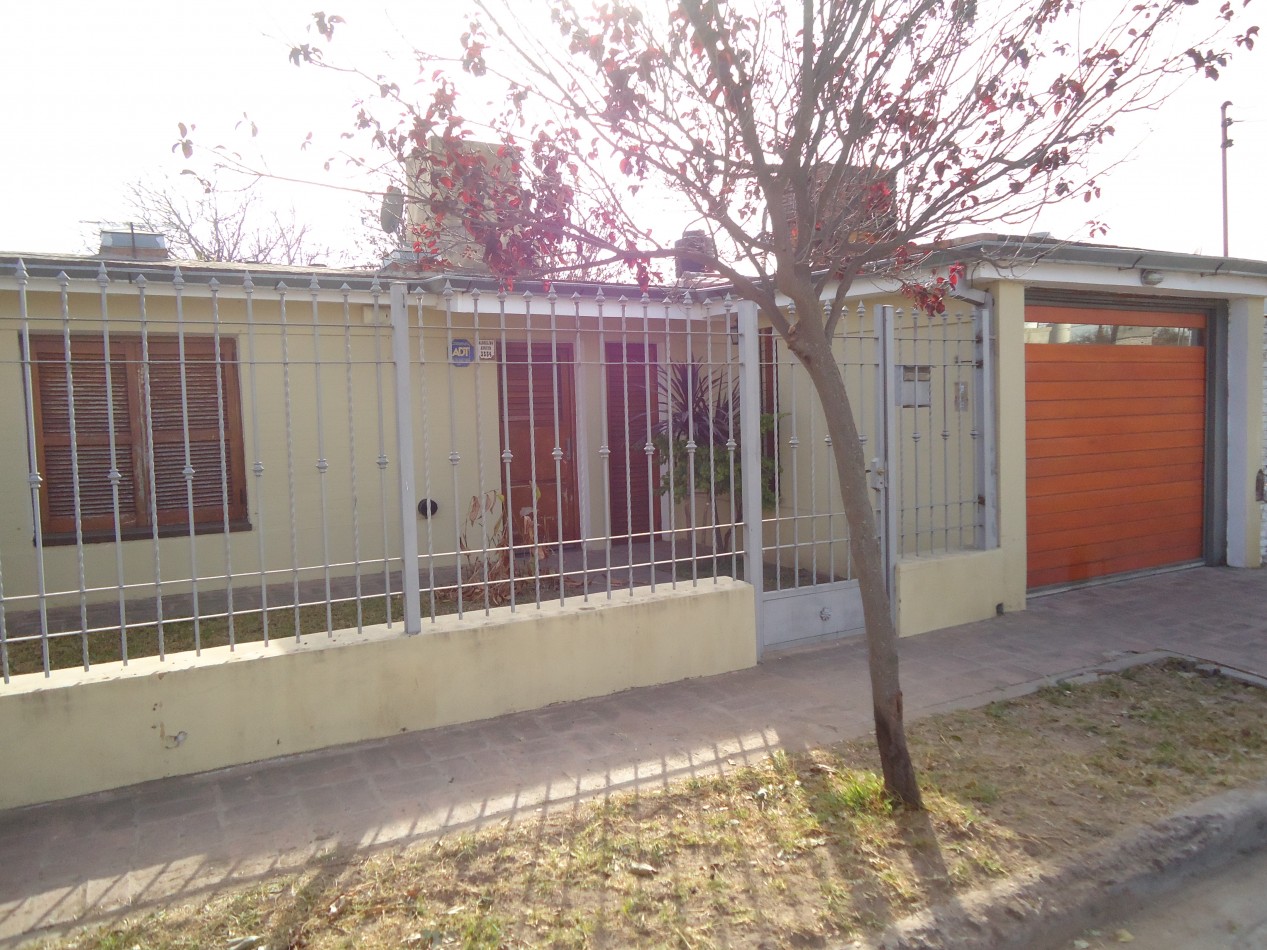 B° MATIENZO, IMPECABLE PROPIEDAD A METROS DE CALLE PRINCIPAL ( FLEMING) 