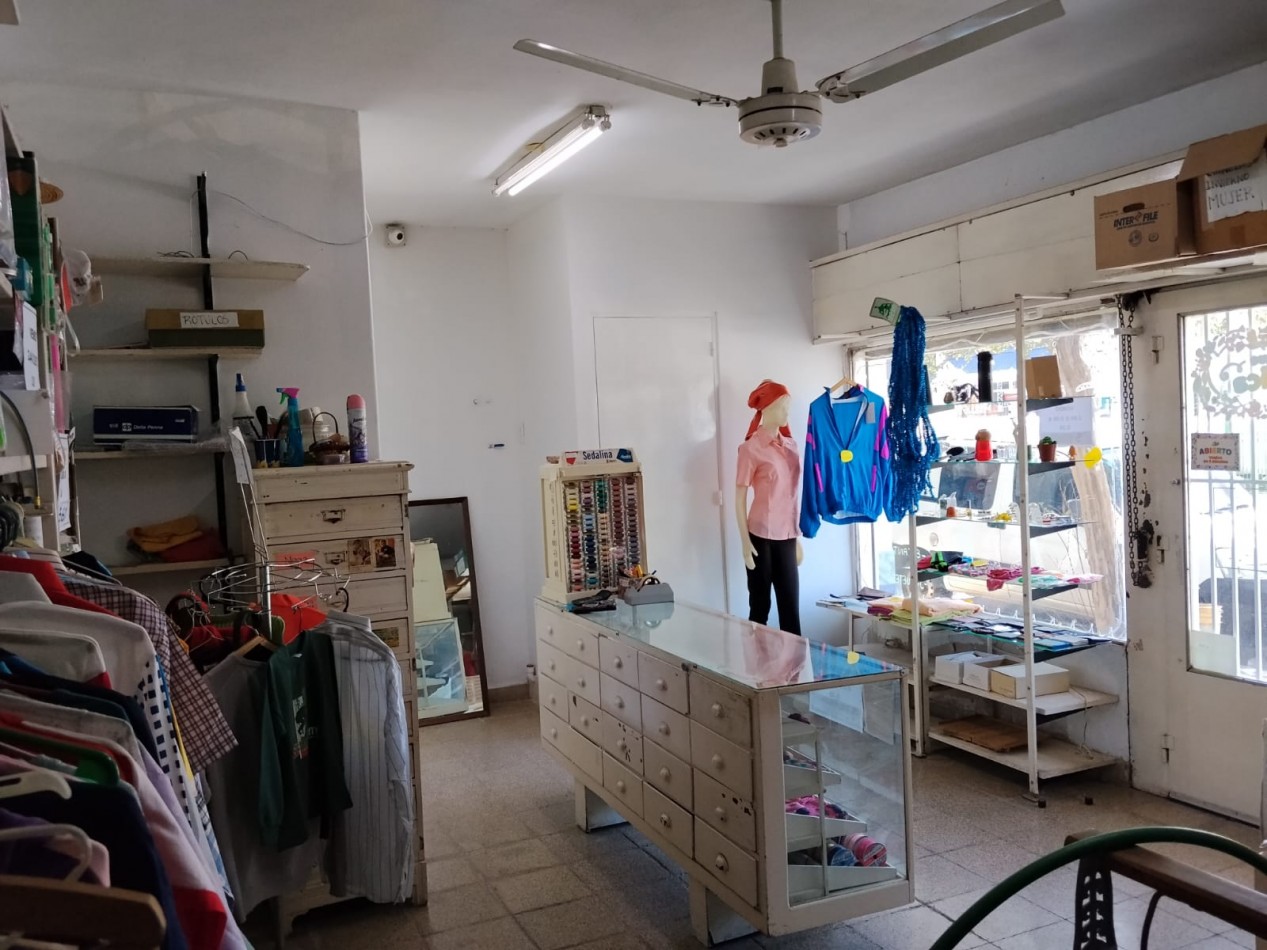 B° San rafael, espectacular local ( zona comercial 100% frente al policlinico policial) 