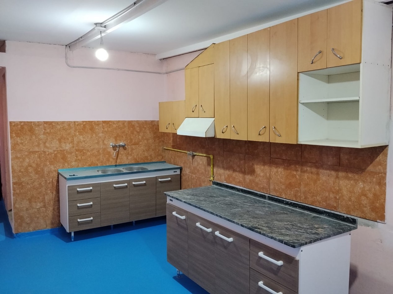 B° BELLA VISTA, HERMOS DEPARTAMENTO PLANTA ALTA.- 