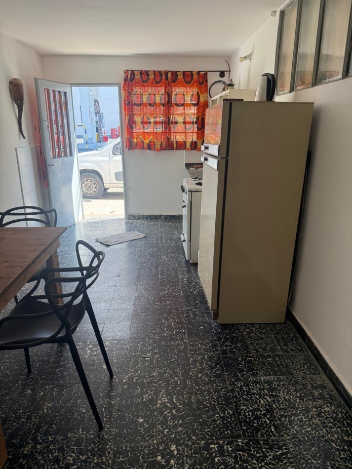 LOS PLATANOS, HERMOSO DEPARTAMENTO EXTERNO A METROS DE RUTA 20.-
