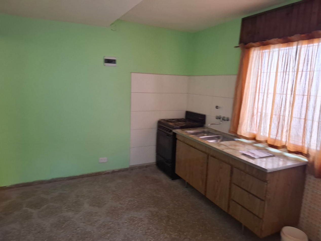 LOS PLATANOS, MUY LINDA ZONA, DEPARTAMENTO INTERNO.- 