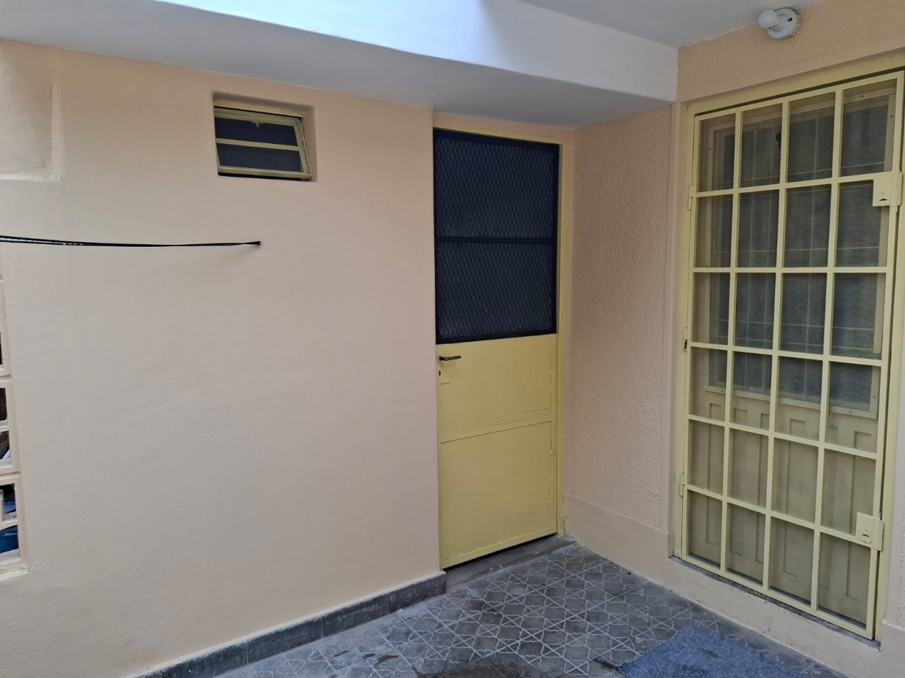 LOS PLATANOS, MUY LINDA ZONA, DEPARTAMENTO INTERNO.- 