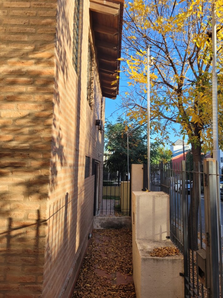 B° Parque capital, calidad y diseño, duplex nuevo detras del club.- 
