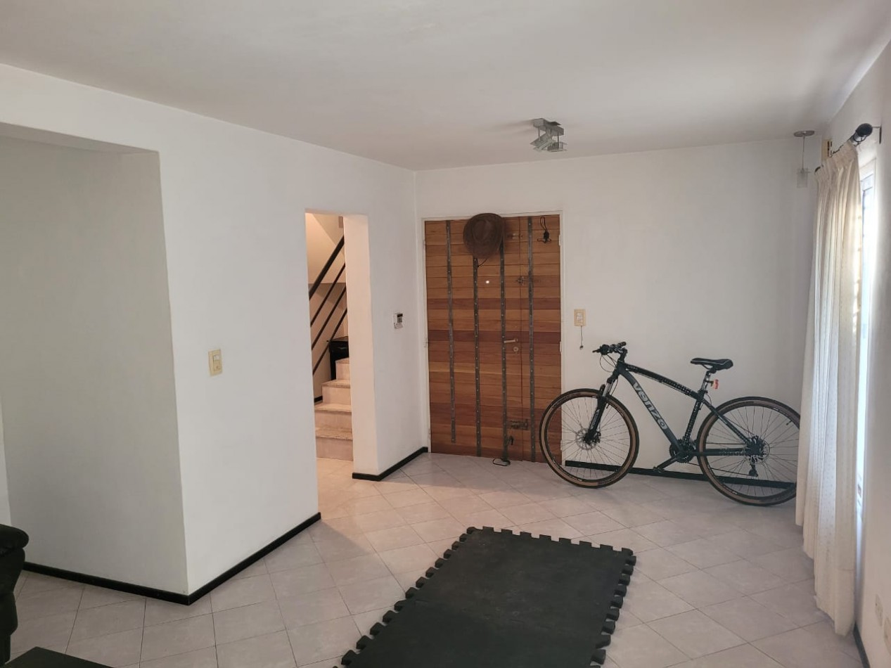 B° Parque capital, calidad y diseño, duplex nuevo detras del club.- 