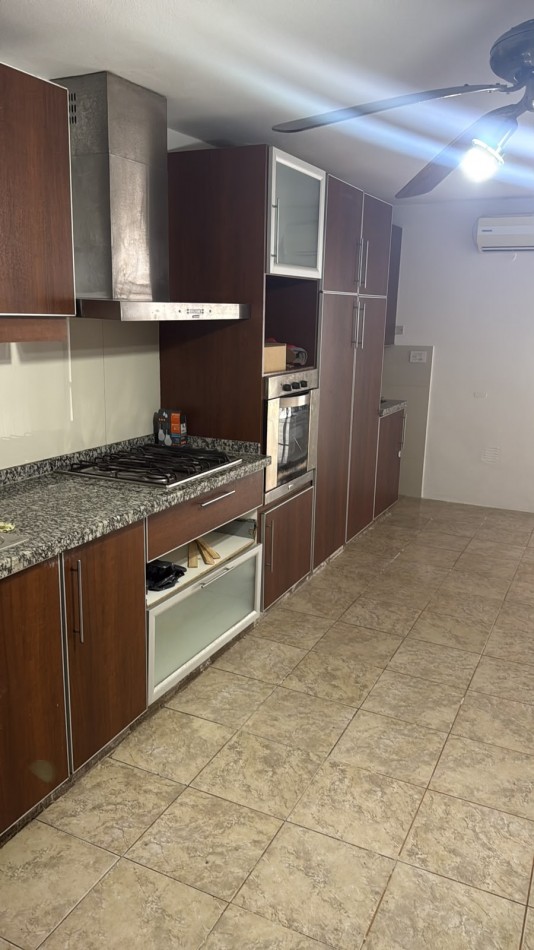 B° Parque republica, impecable propiedad ( categoria) 
