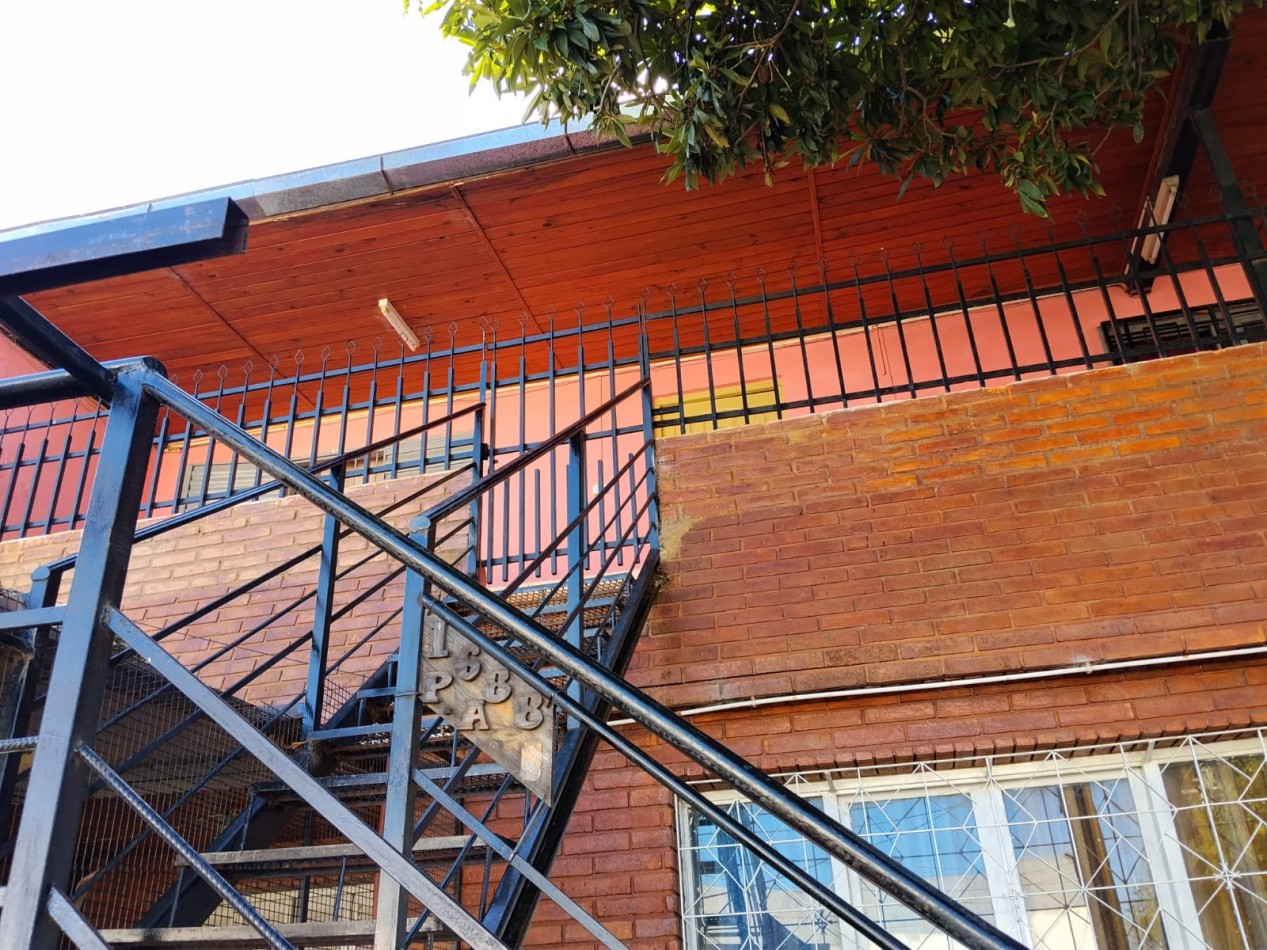 B° Bella visita, Departamento Externo planta alta.- 