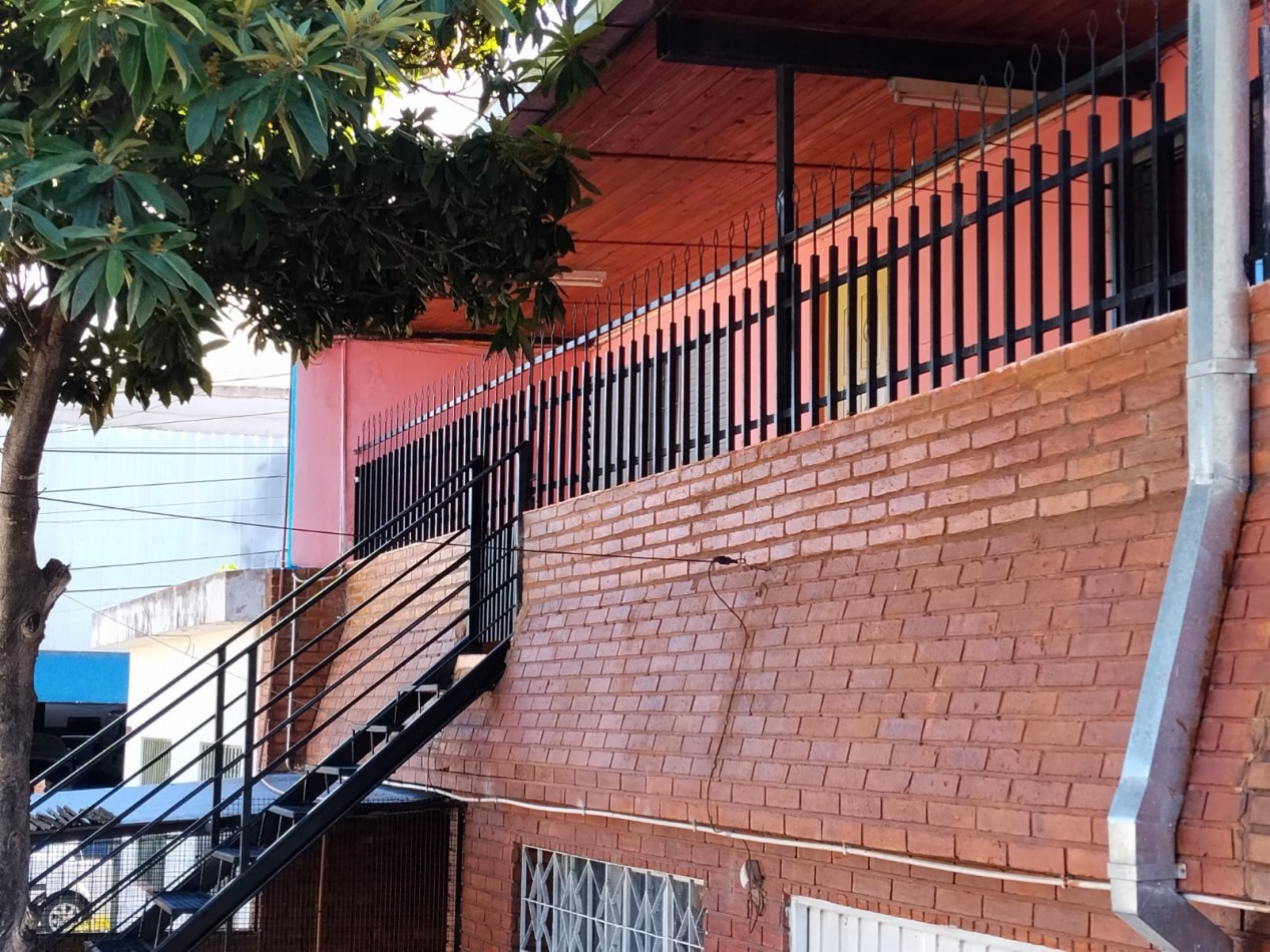 B° Bella visita, Departamento Externo planta alta.- 