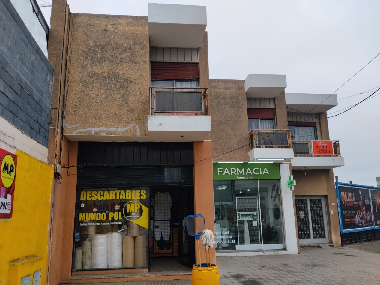 Sobre Avenida Julio A. Roca ( B° Maurizzi) , zona comercial.- 