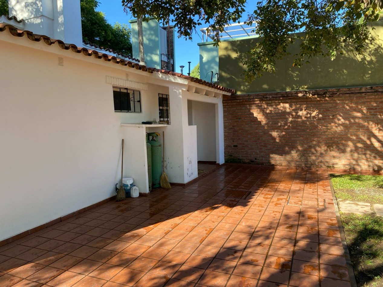 BARRIO MATIENZO, SE ALQUILA PROPIEDAD DE DOS DORMITORIOS