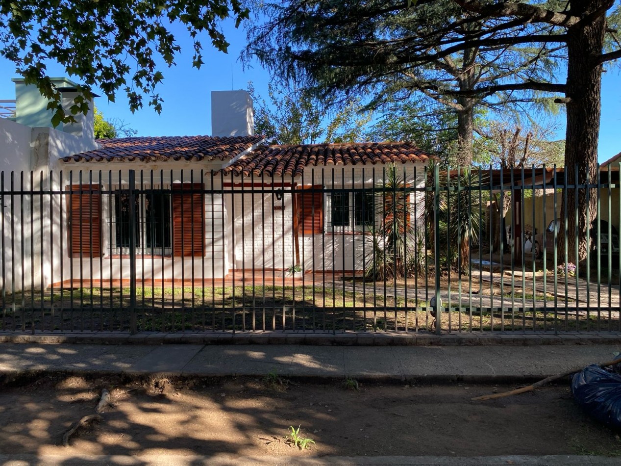 BARRIO MATIENZO, SE ALQUILA PROPIEDAD DE DOS DORMITORIOS
