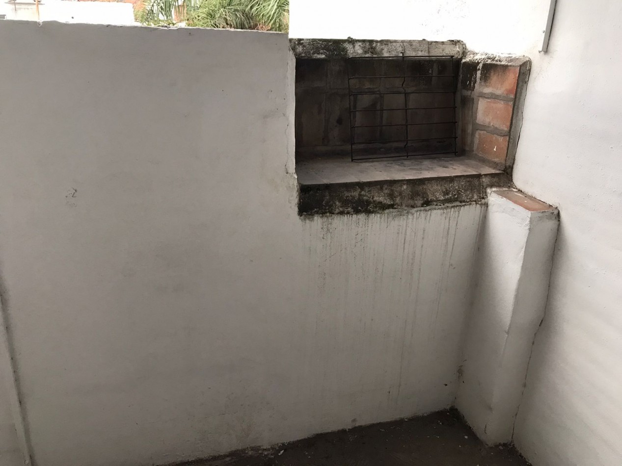BARRIO PARQUE CAPITAL, SE ALQUILA DEPARTAMENTO EN PLANTA ALTA 