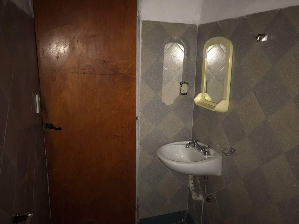 BARRIO PARQUE CAPITAL, SE ALQUILA DEPARTAMENTO EN PLANTA ALTA 