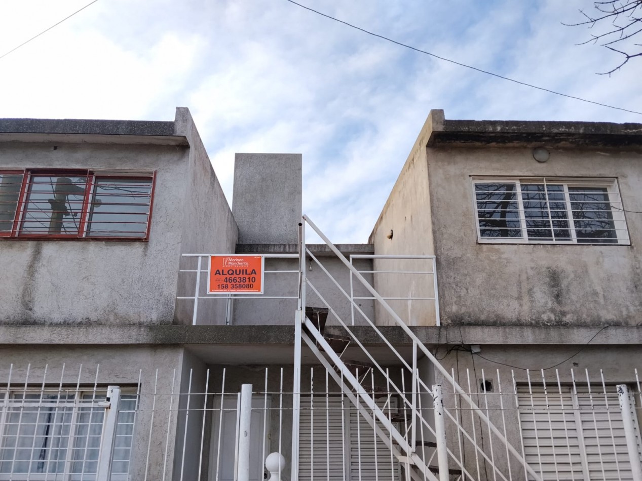 BARRIO LOS GRANADOS, DEPARTAMENTO PLANTA ALTA PARA ALQUILAR