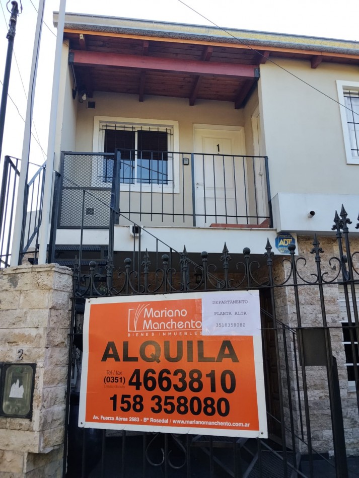 SAN RAFAEL, IMPECABLE DEPARTAMENTO PLANTA ALTA.- ZONA POLICLINICO POLICIAL